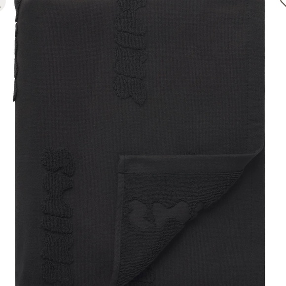 skims onyx terry towel - Picture 2 of 5